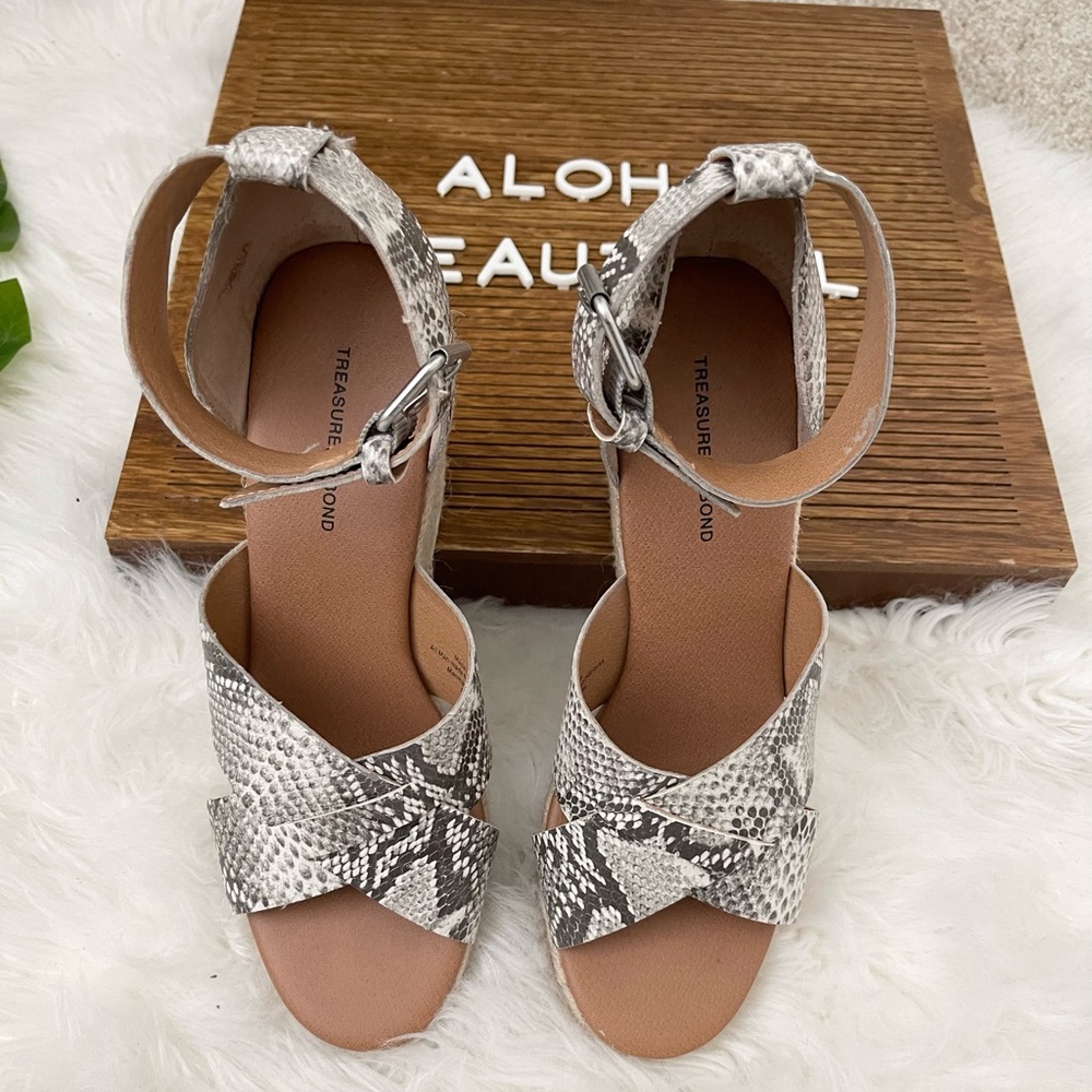 Treasure & Bond Snakeskin Wedges